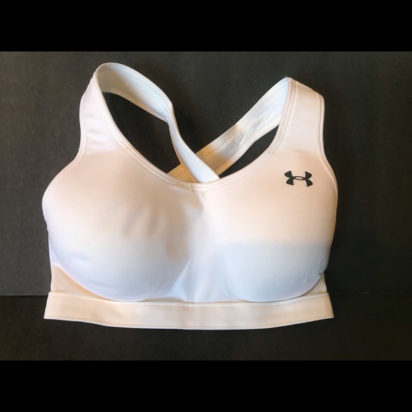 Other - Women’s Under Armour sports Bra. SMALL